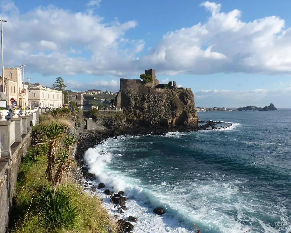 Villa Dedalisa By Holidayngo Acireale
